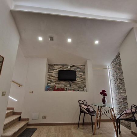 Apartamento The Love Basement Roma Exterior foto