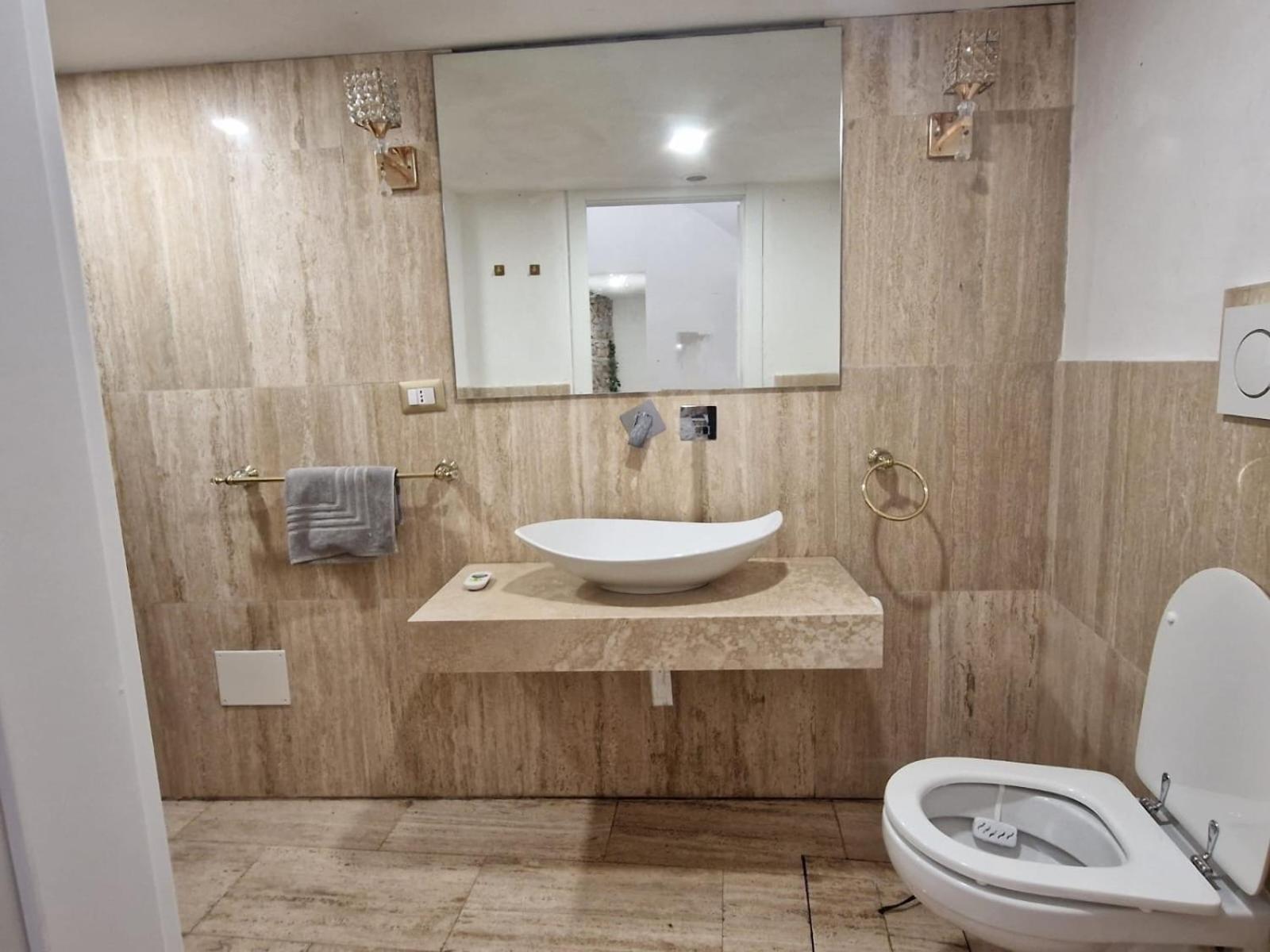 Apartamento The Love Basement Roma Exterior foto
