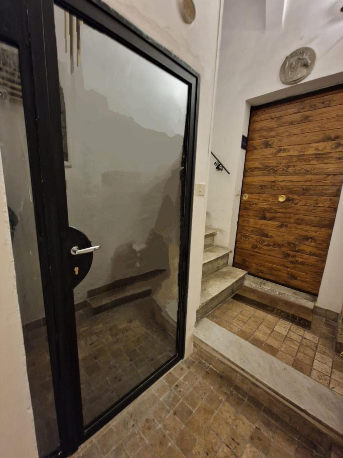 Apartamento The Love Basement Roma Exterior foto