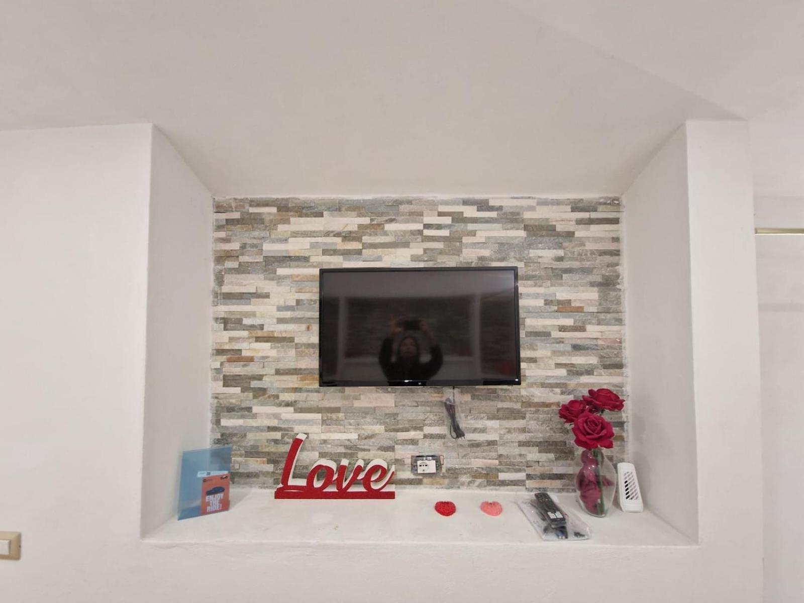 Apartamento The Love Basement Roma Exterior foto